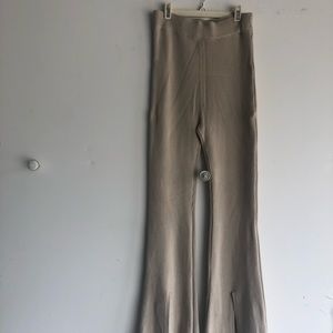 Abercrombie ribbed beige pants - never worn